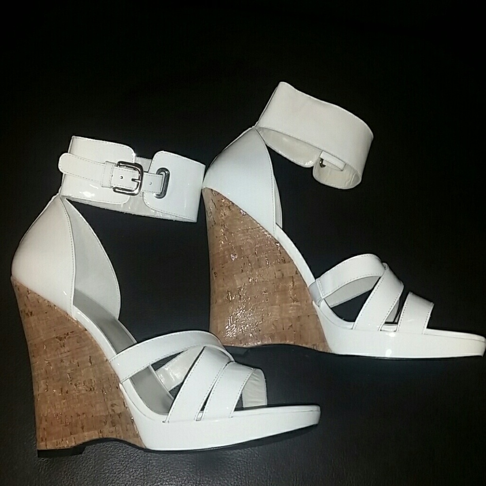 Stuart Weitzman women's white cork wedge size 10